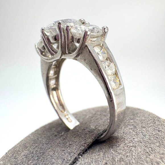 VTG Sterling Silver 925 Three Stone Cubic Zirconia Statement Ring Size 8.75 - Picture 5 of 12
